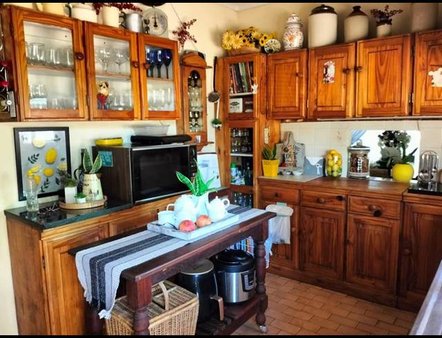 3 BEDROOM HOUSE FOR SALE IN SUIDERBERG